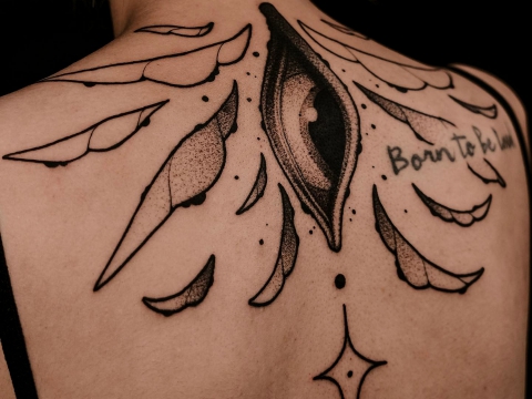 HÌNH XĂM BLACKWORK 