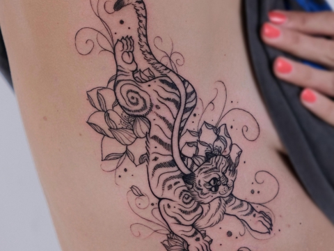 HÌNH XĂM BLACKWORK 