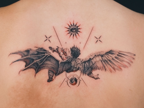 HÌNH XĂM TẢ THỰC TRẮNG ĐEN 